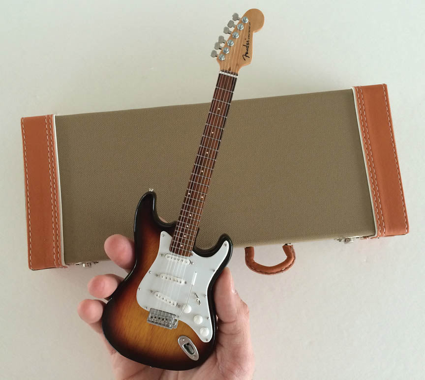 Fender™ 60th Anniversary Stratocaster - sample page 2