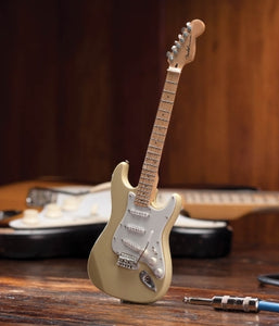 Fender(TM) Stratocaster(TM) - Cream Finish